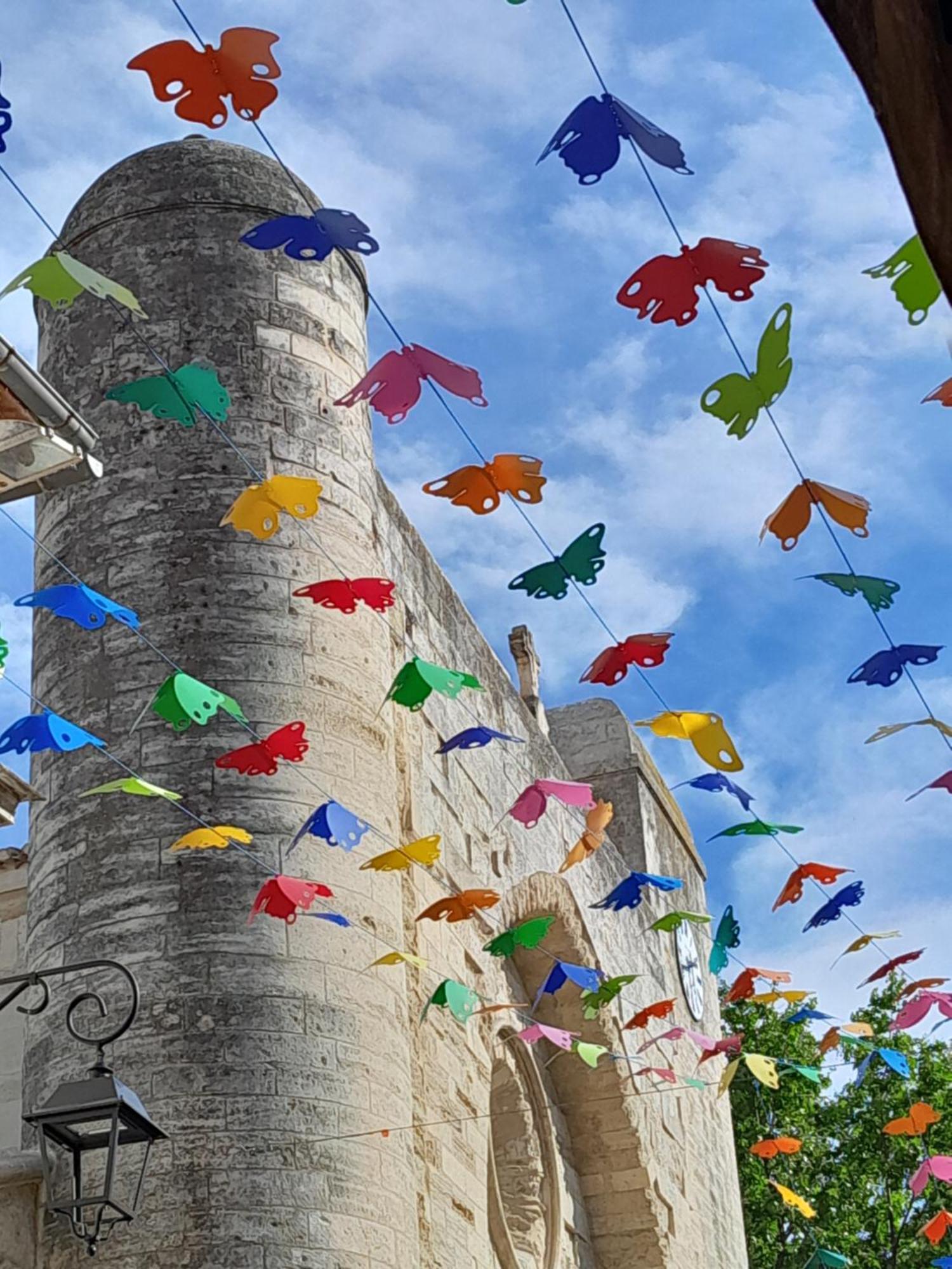 Le Petit Patio Panzió Aigues-Mortes Kültér fotó